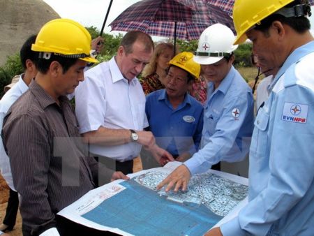 Promueven Vietnam y Rusia cooperación en energía nuclear