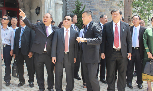 Visita primer ministro laosiano casco antiguo Hoi An