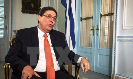 Jefes de la diplomacia de Cuba y Estados Unidos entablan diálogo