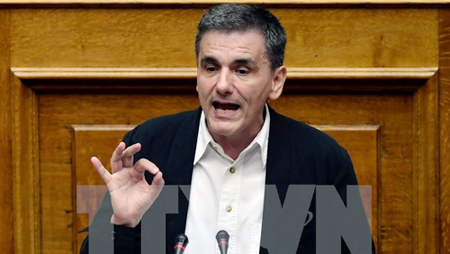 Solicita Grecia otro préstamo preferencial del FMI