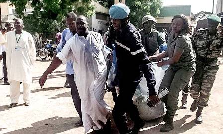 Ataques suicidas en Camerún e Iraq causan grandes bajas