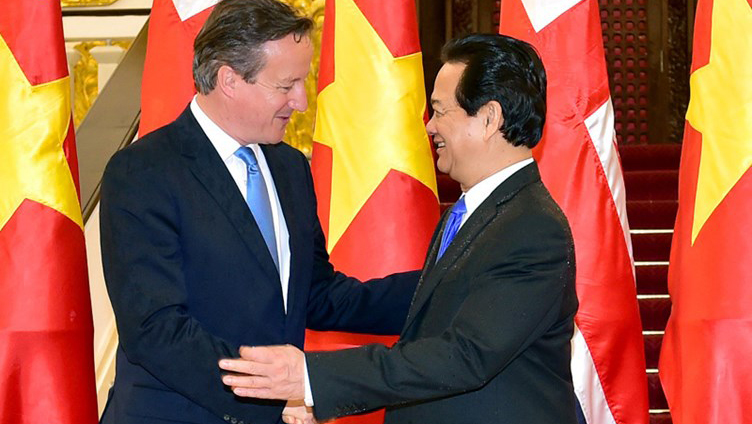 Realizan conversaciones los jefes de gobierno de Vietnam y Reino Unido