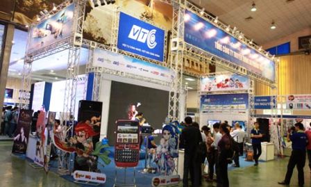 Vietnam en exposición sobre tecnología de información y comunicaciones en Malasia