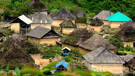 Vivienda tradicional de los Ha Nhi en la montaña Kin Chu Phìn
