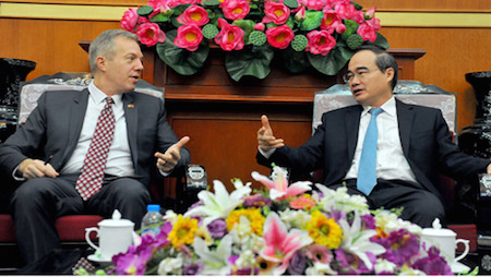 Aboga Vietnam por profundizar relaciones con Estados Unidos