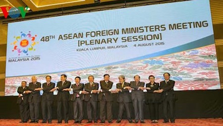 Reuniones entre ASEAN y asociados destaca papel de bloque regional