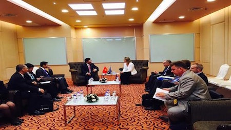 Promueven relaciones bilaterales entre Vietnam y Unión Europea, Australia