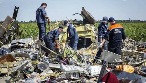 Investigadores de la catástrofe del MH17 encuentran fragmentos de misil BUK