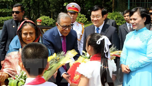 Presidente de Bangladesh finaliza con éxito su visita a Vietnam