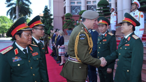 Vietnam y Nueva Zelanda refuerzan cooperación en defensa
