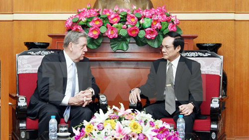 Impulsa Vietnam práctica de libertad de religión y creencias