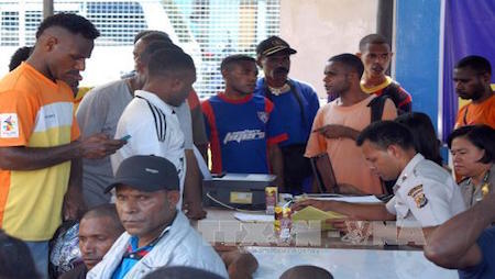 Expertos de Indonesia en investigación del avión desaparecido