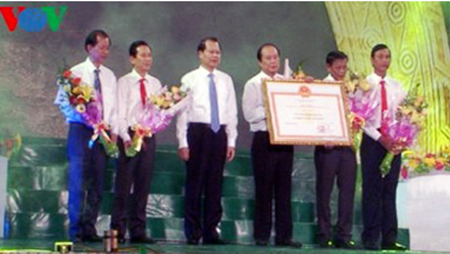 Vicepremier exige acelerar reestructuración agrícola y modernización rural en Hau Giang