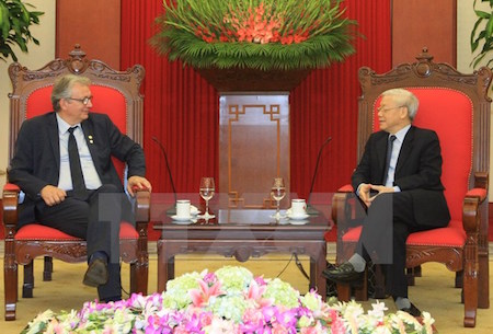 Partidos Comunistas de Vietnam y Francia consolidan relaciones