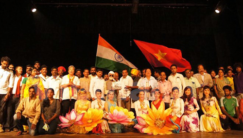 Vietnam e India impulsan cooperación para la paz y prosperidad