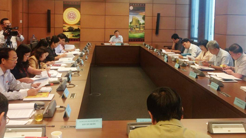 Vietnam completa proyecto de ley sobre el culto y la religión