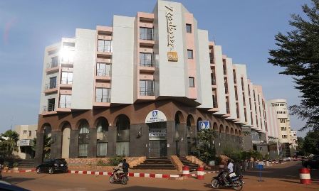 Malí difunde fotos de presuntos cómplices de toma de rehenes en Bamako