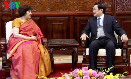 Vietnam se compromete a facilitar inversiones de India en el país