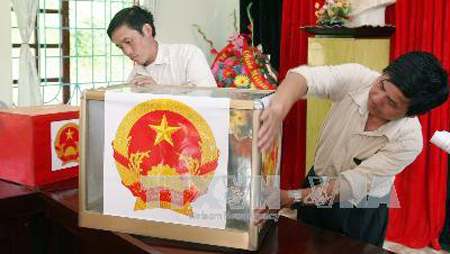Vietnam continúa la supervisión regional de preparativos electorales