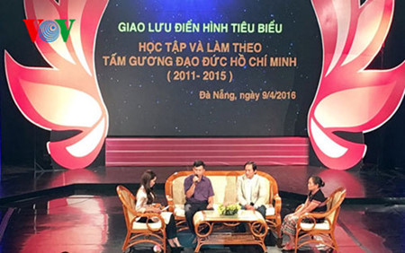 Honran a personas destacadas en movimiento de seguimiento del ejemplo del presidente Ho Chi Minh