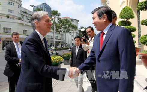 Consolidan relaciones comerciales e inversionistas Ciudad Ho Chi Minh-Reino Unido