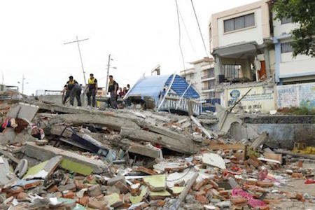 Expertos alertan sobre varias réplicas del terremoto en Ecuador