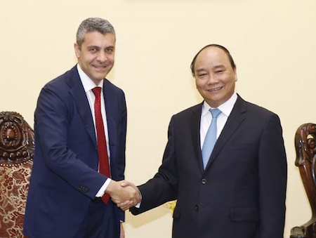 Primer ministro de Vietnam recibe a director ejecutivo de Goldman Sachs