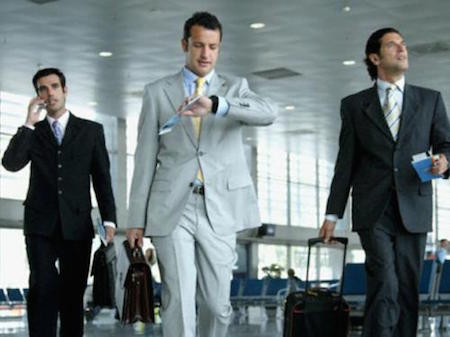 Empresas italianas interesadas en promover sus negocios e inversiones en Vietnam