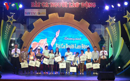 Conmemoran localidades vietnamitas Día Internacional de los Trabajadores