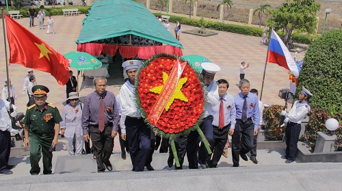 Ciudad Ho Chi Minh celebra 71 años de la victoria sobre el nazi fascismo