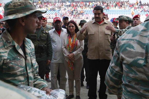 Maduro llama unidad cívico-militar para combatir las amenazas para Venezuela