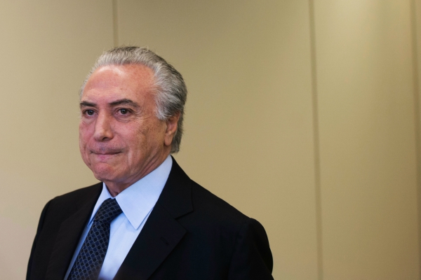 Presidente interino de Brasil criticado por sus últimas decisiones