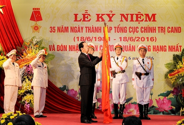 Conmemoran fundación de Dirección Política de la Policía Popular de Vietnam