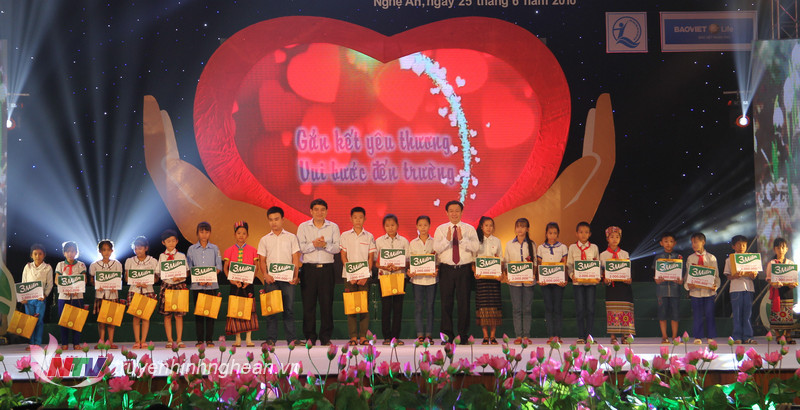 Efectúa programa en respaldo a niños desfavorecidos en Nghe An