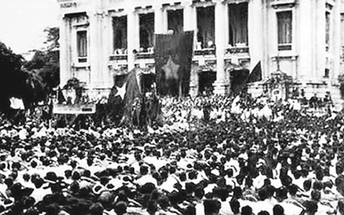 Vive eternamente el espíritu de la Revolución de Agosto