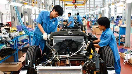 Vietnam por lograr un favorable entorno de negocios e inversiones
