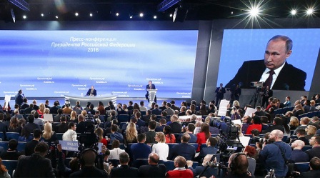 Presidente ruso asiste a rueda de prensa de fin de año