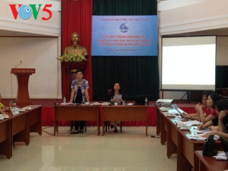 Honran la contribución de las mujeres vietnamitas