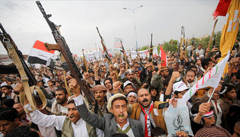 Irán y Movimiento Ansarullah tratan situación política y humanitaria en Yemen