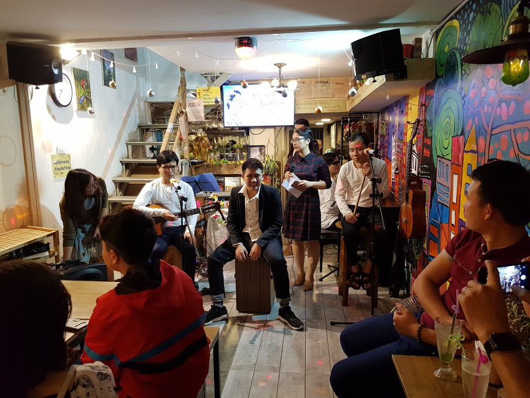 Mo Pho, cafetería de las personas con buen corazón
