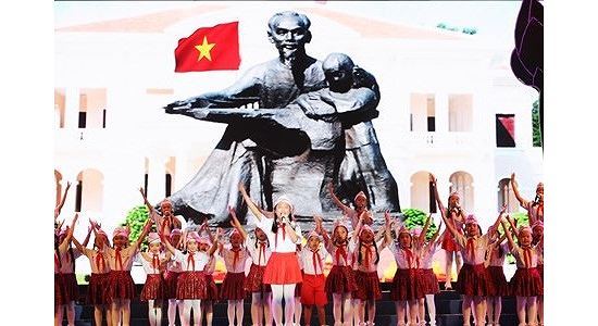 Celebrarán programa artístico en memoria del presidente Ho Chi Minh y a favor de los niños