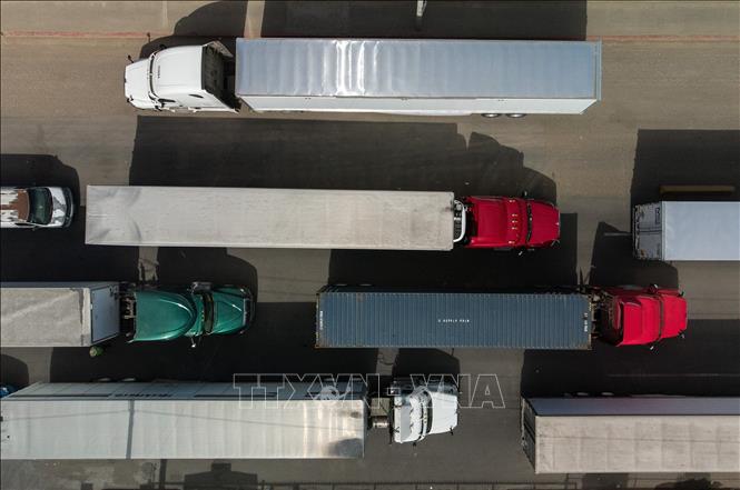 Estados Unidos suspende aranceles a México