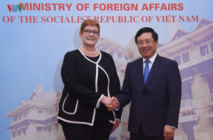 Refuerzan cooperación multilateral Vietnam-Australia