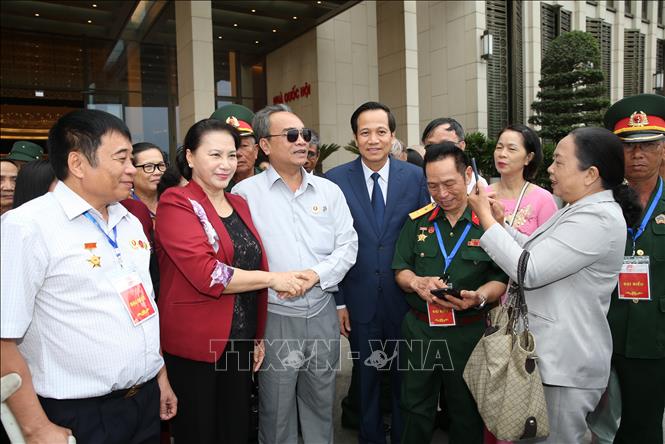 Reiteran atención especial a las personas meritorias en Vietnam