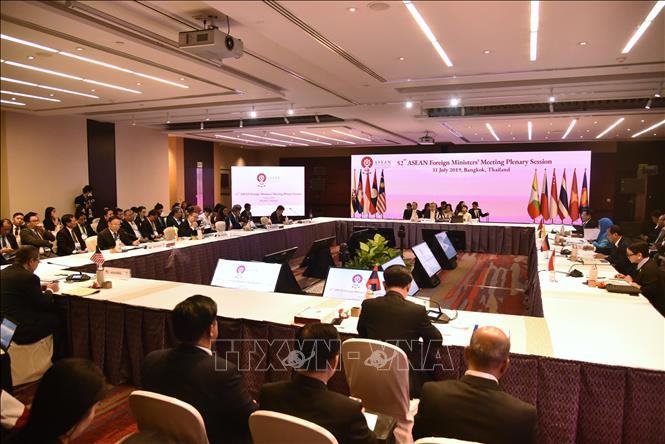 Cancilleres de la Asean reiteran la importancia de la paz en el Mar Oriental