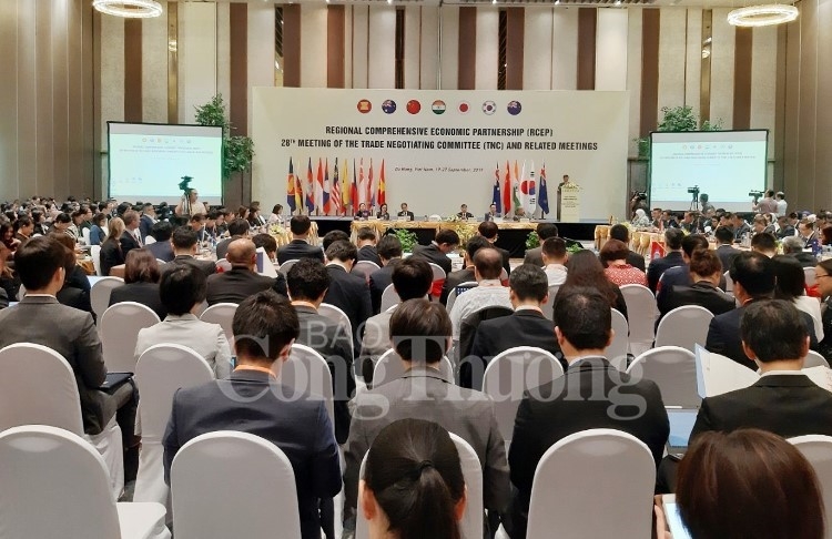Inauguran en Vietnam nuevas negociaciones sobre acuerdo de libre comercio entre Asean y socios