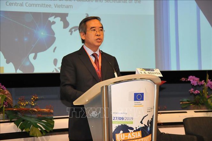 Vietnam en el Foro de Conexión Europa-Asia en Bruselas