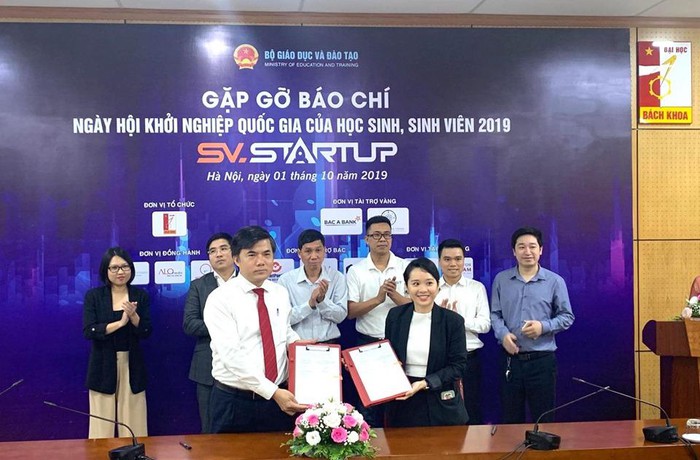 Celebrarán jornada de emprendimiento para estudiantes vietnamitas