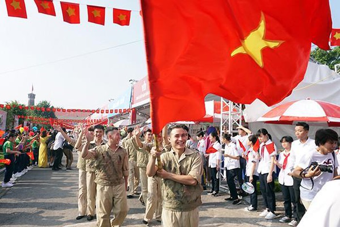 Hanói celebra 65 aniversario de su liberación
