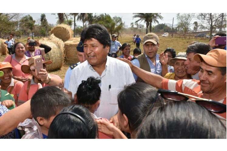 Presidente Evo Morales mantiene ventaja en intenciones de voto en Bolivia
